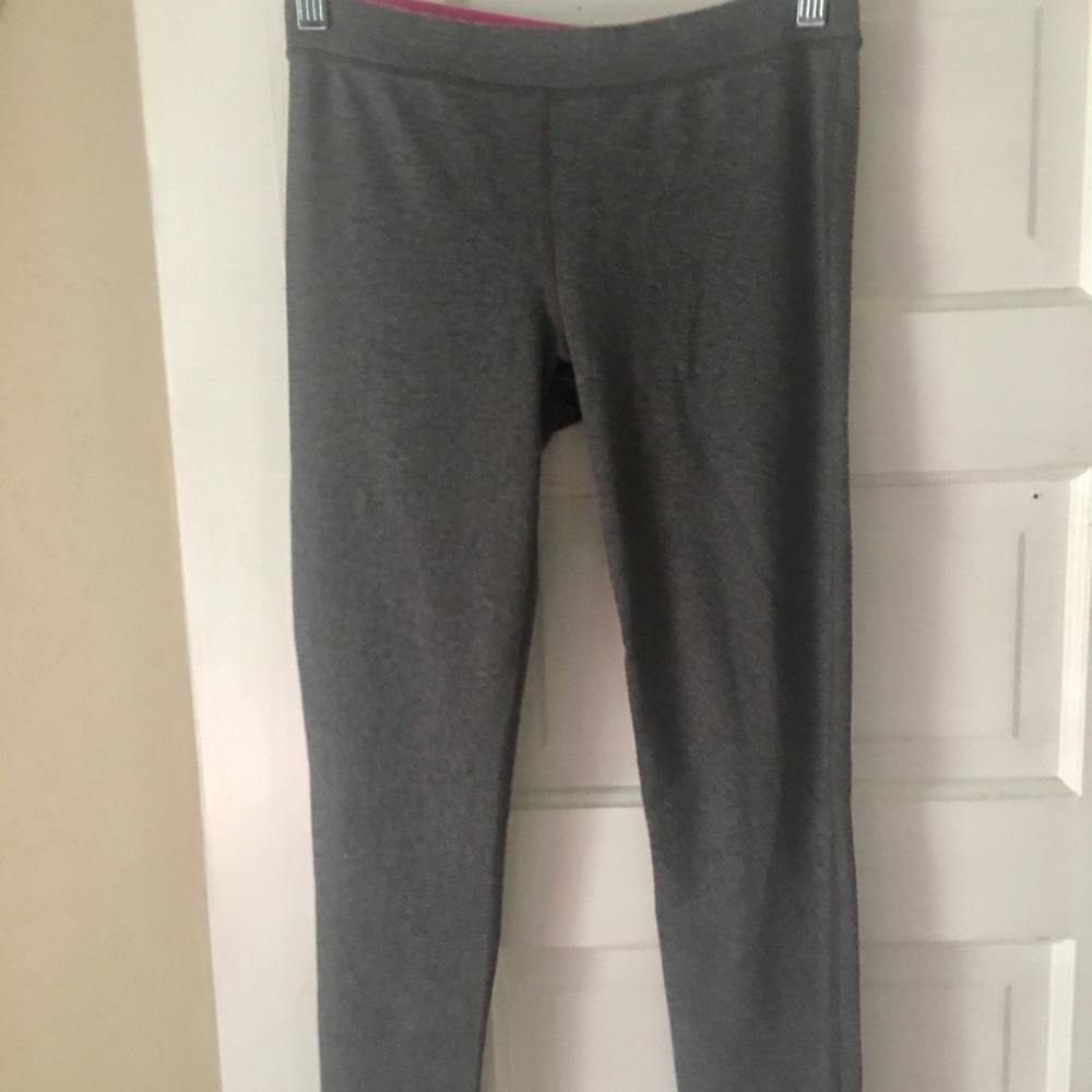 Under Armour Size Small Charcoal Grey Legging’s
